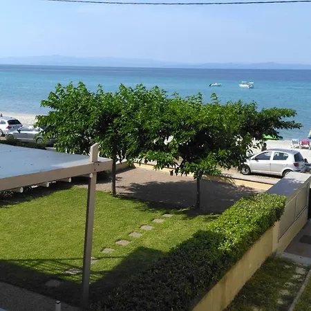 Beach Front 2 *